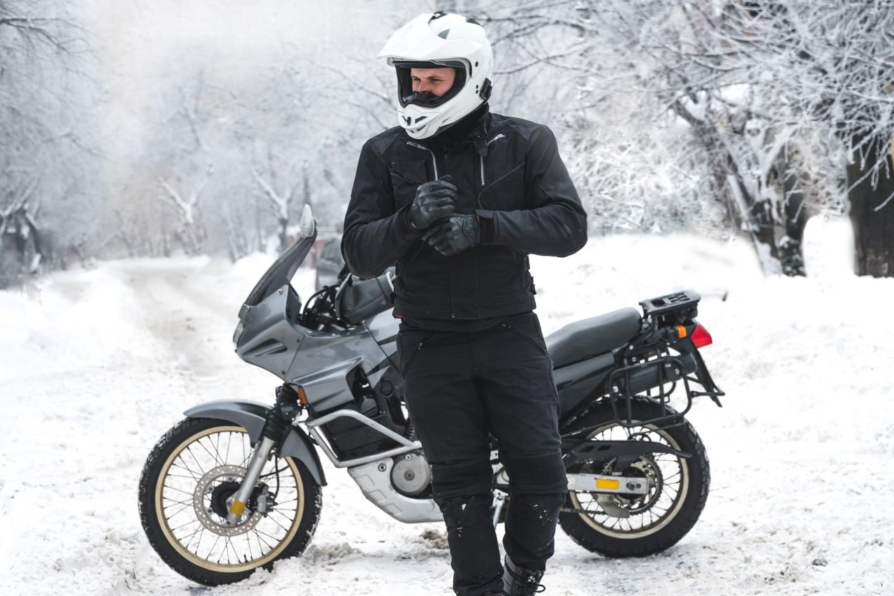 Kışlık Motosiklet Eldiven Seçimi Nasıl Yapılır?
