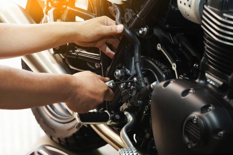 Motosikletinizi Kendiniz Tamir Edin: Basit ve Kolay Bakım İşlemleri