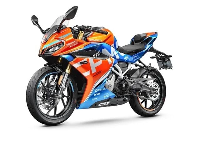 CF Moto`nun Şaheseri CF Moto 250 SR