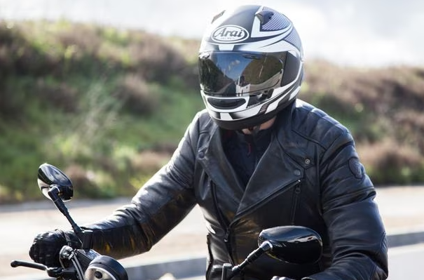 Kışlık Motosiklet Montu Nasıl Seçilir?