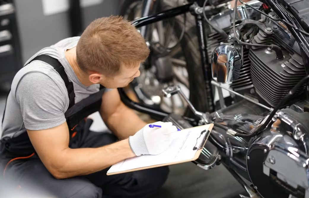 Motosiklet Bakımında Kullanılan Önemli Yedek Parçalar