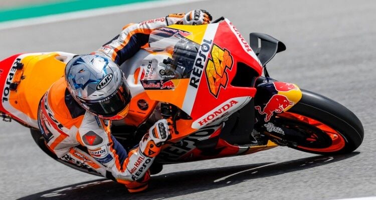 Repsol Motosiklet Yağlarıyla Güvenli Sürüş: Hangi Seriyi Neden Seçmelisiniz?
