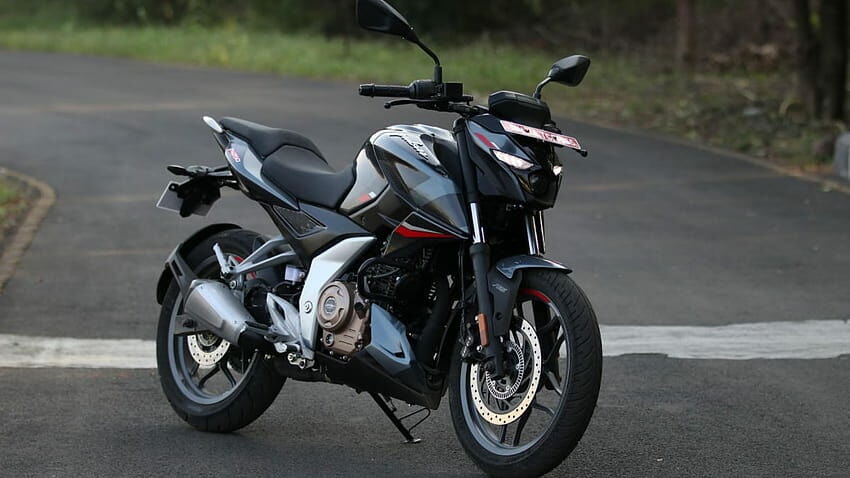 Bajaj Pulsar N 250: Tarz ve Performansın Buluştuğu Yol Arkadaşı
