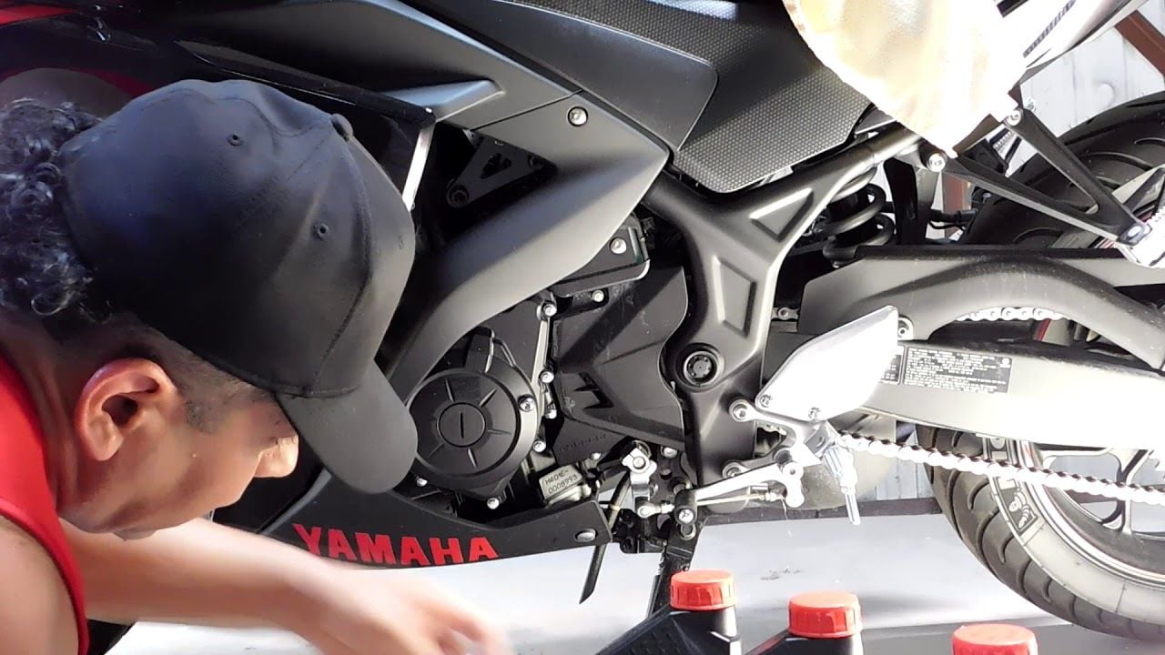 Yamaha R25 Yağ Değişimi