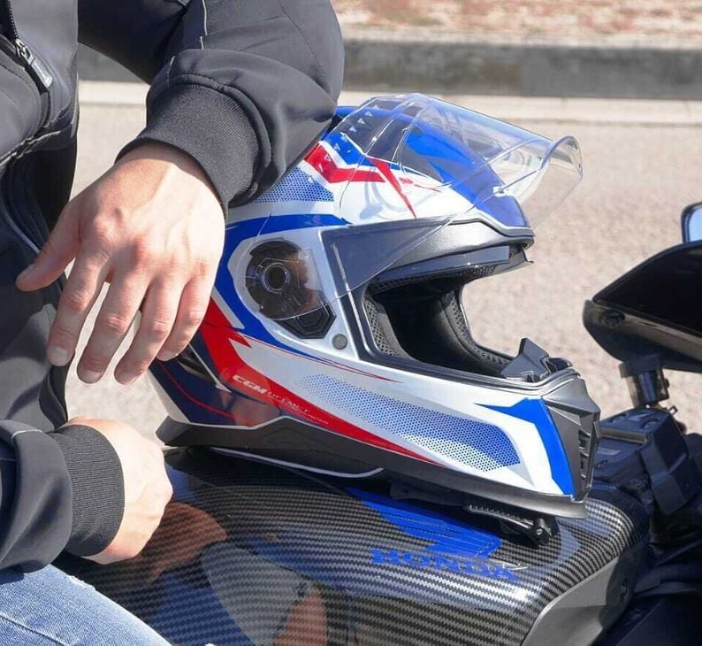 CGM 311 G Blast Sport Kapalı Motosiklet Kaskı Beyaz Mavi L