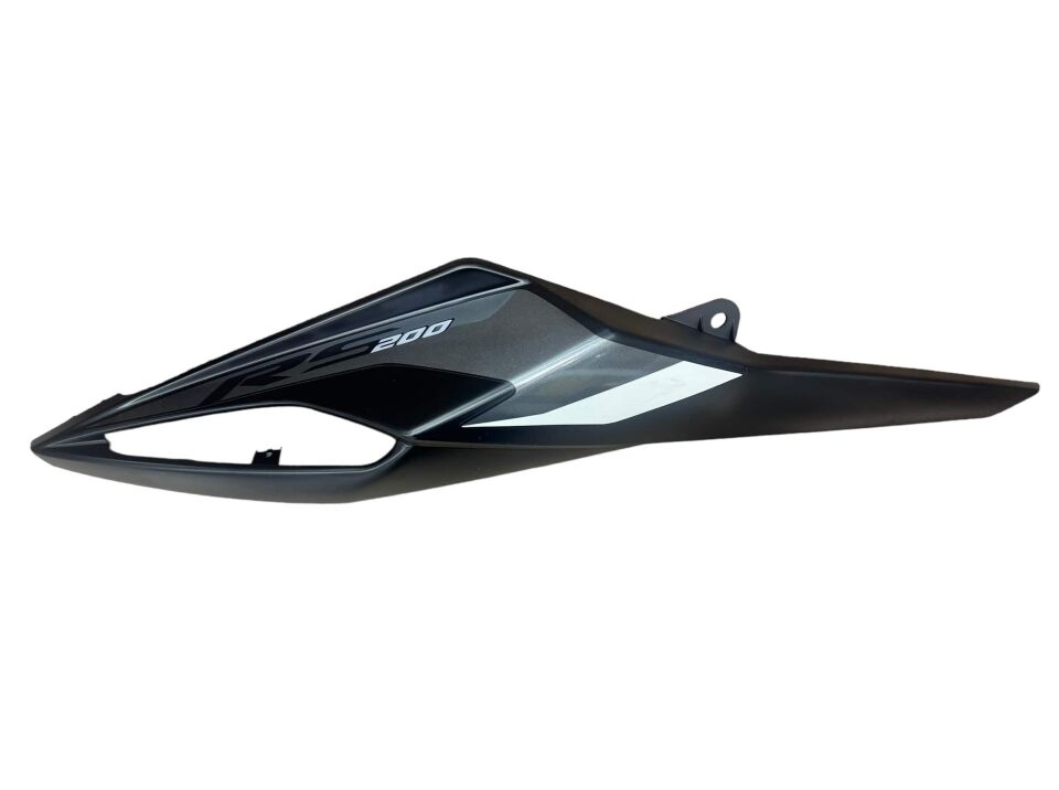 Bajaj Pulsar RS 200 Sele Altı Panel Sağ Gri E4