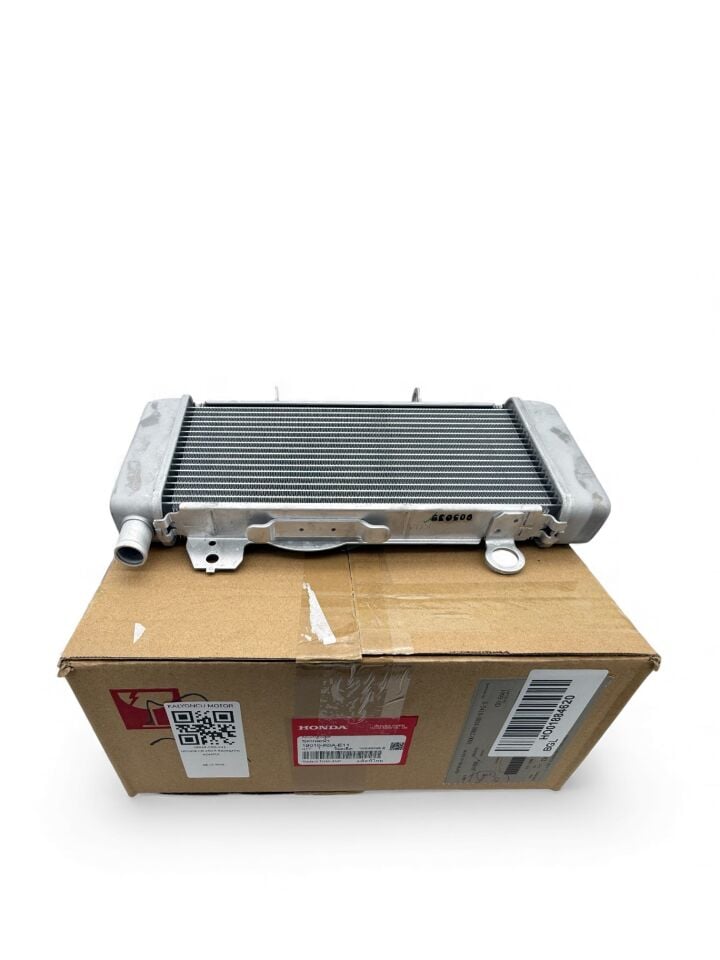 Honda CB 250 R Radyatör Komple