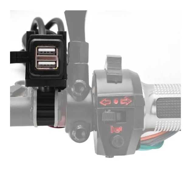 Knmaster USB-200 Su Geçirmez Çift Usbli Şarj Soketi