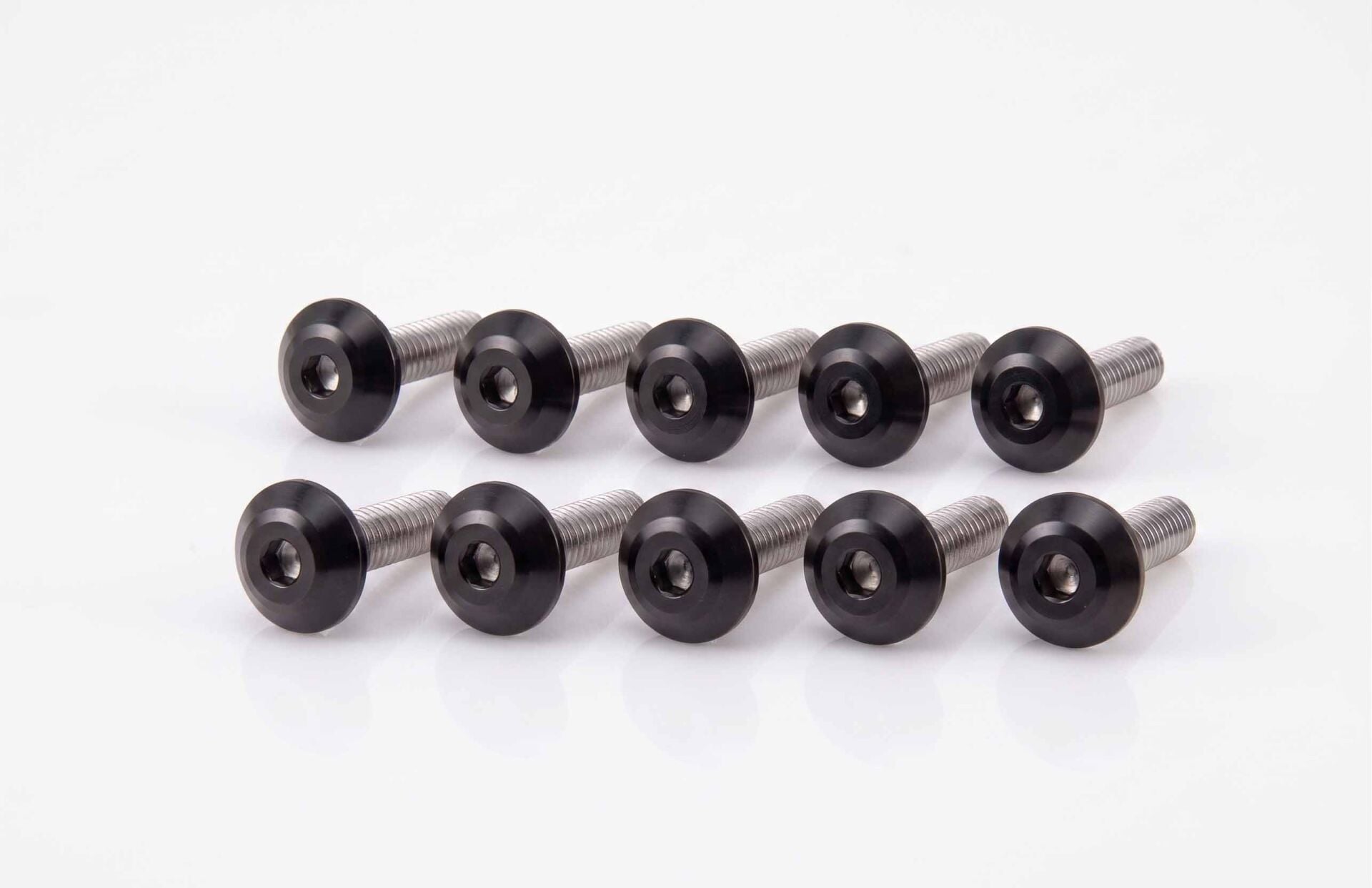 5 mm. Kaporta Vidası Siyah 10 Adet