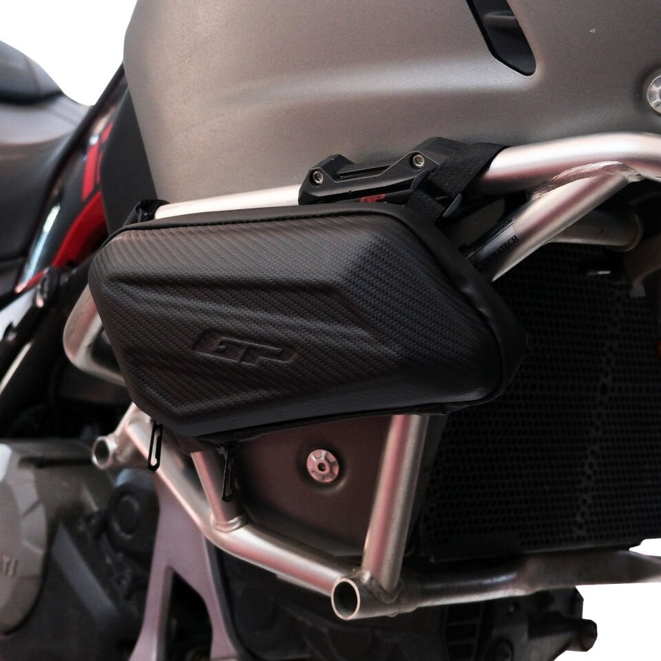 GP Kompozit YNC001 Üniversal Eva Karbon Görünümlü Yan Çanta Seti