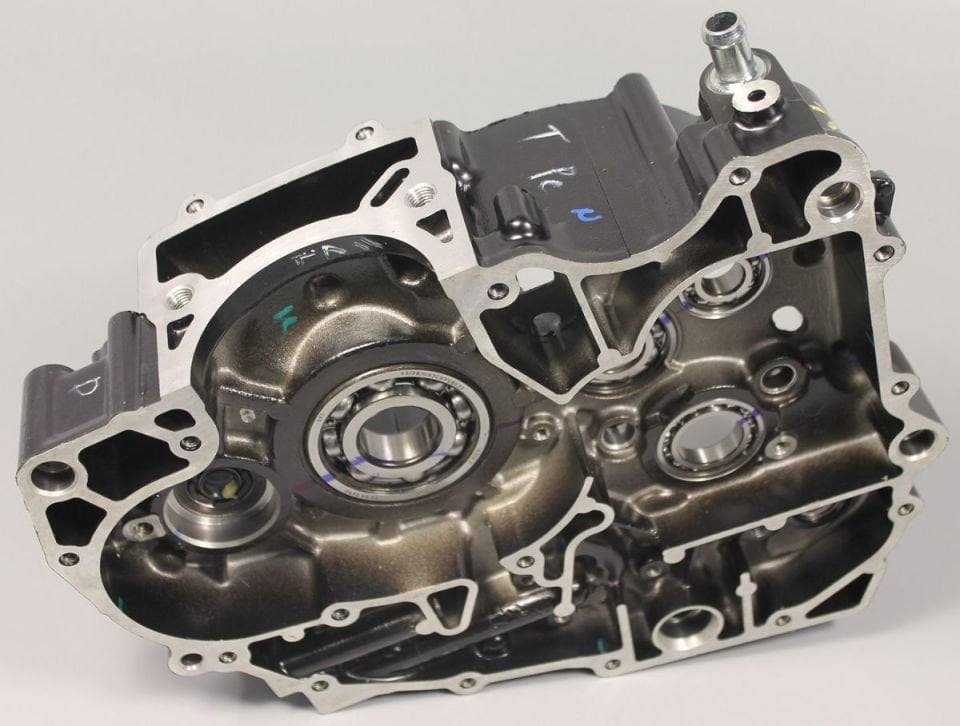 Bajaj Pulsar 200 NS Şanzıman Kutusu Sağ