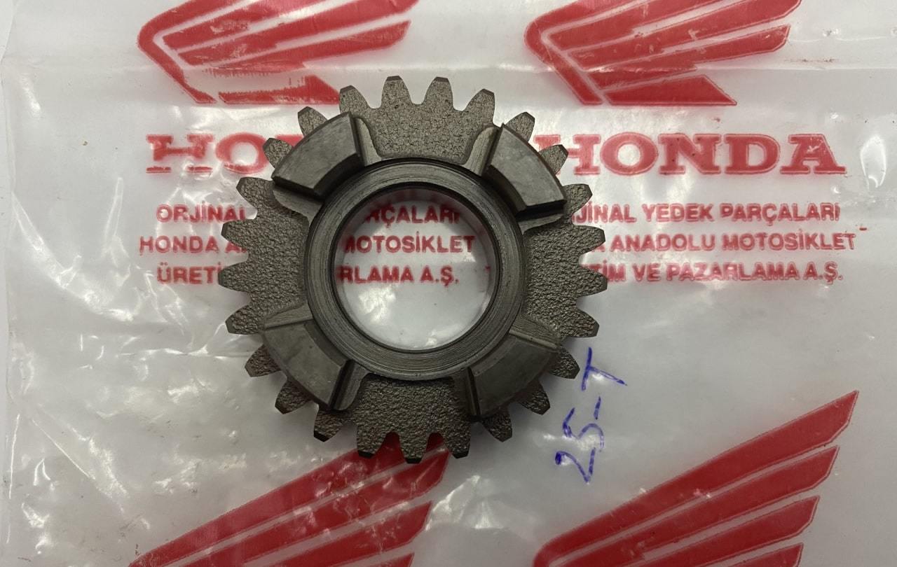 Honda Titan Şanzıman Dişlisi 25 T (Orjinal)