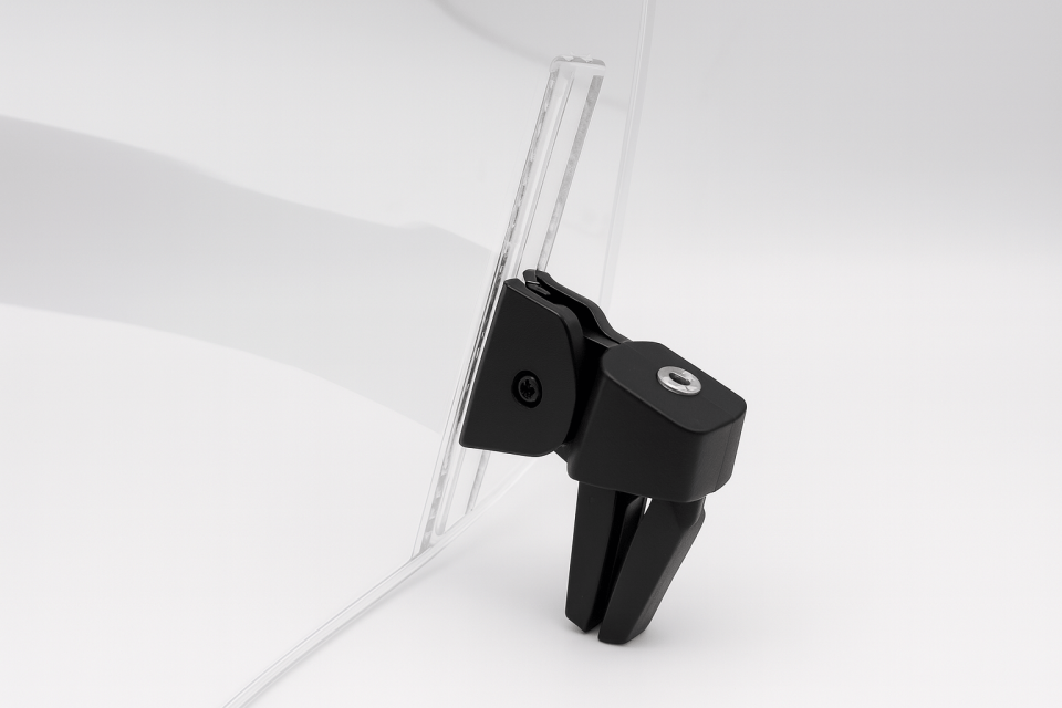 Kademeli 17.5x31 Rüzgar Saptırıcı Şeffaf Ön Cam Uzatma/ Deflektör