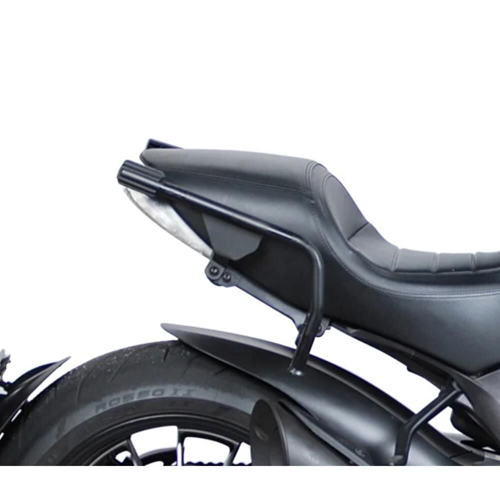 SHAD 3P Ducati Diavel Yan Çanta Demiri D0DV14IF