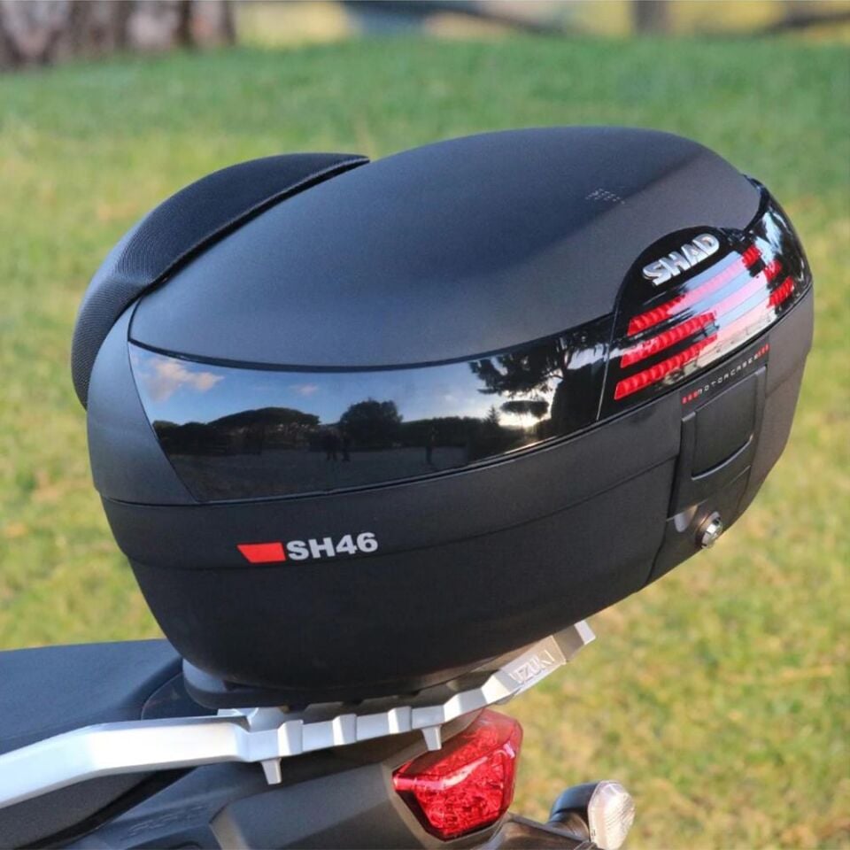 SHAD SH46 Motosiklet Arka Çanta Topcase D0B46200
