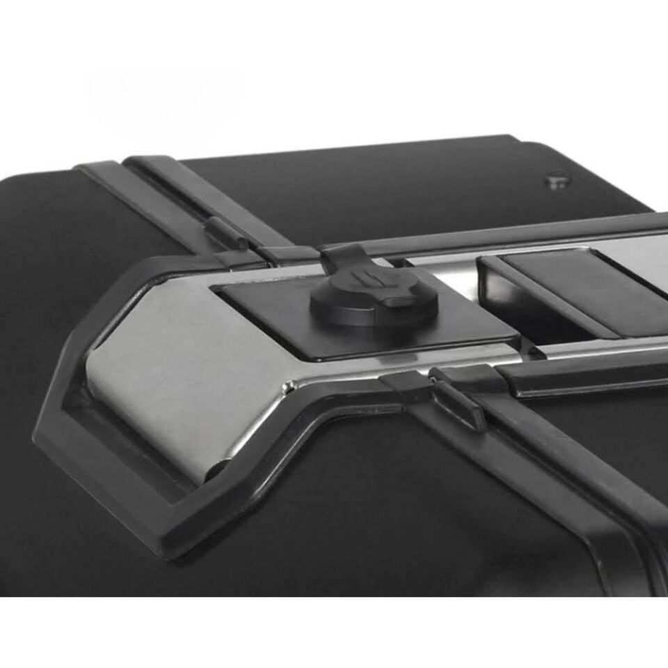 SHAD TR37 TERRA ALÜMİNYUM ÇANTA - Black Edition D0TR37100B