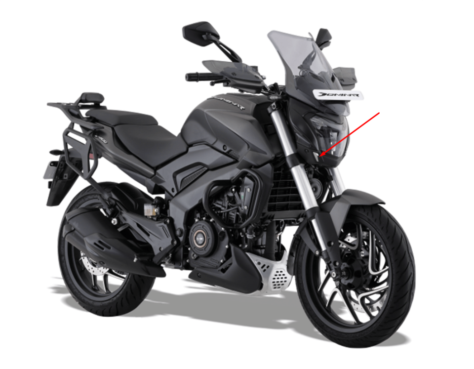 Bajaj Dominar D 250 Far Dekoratif Kapak Sağ Kabartmalı Etiket