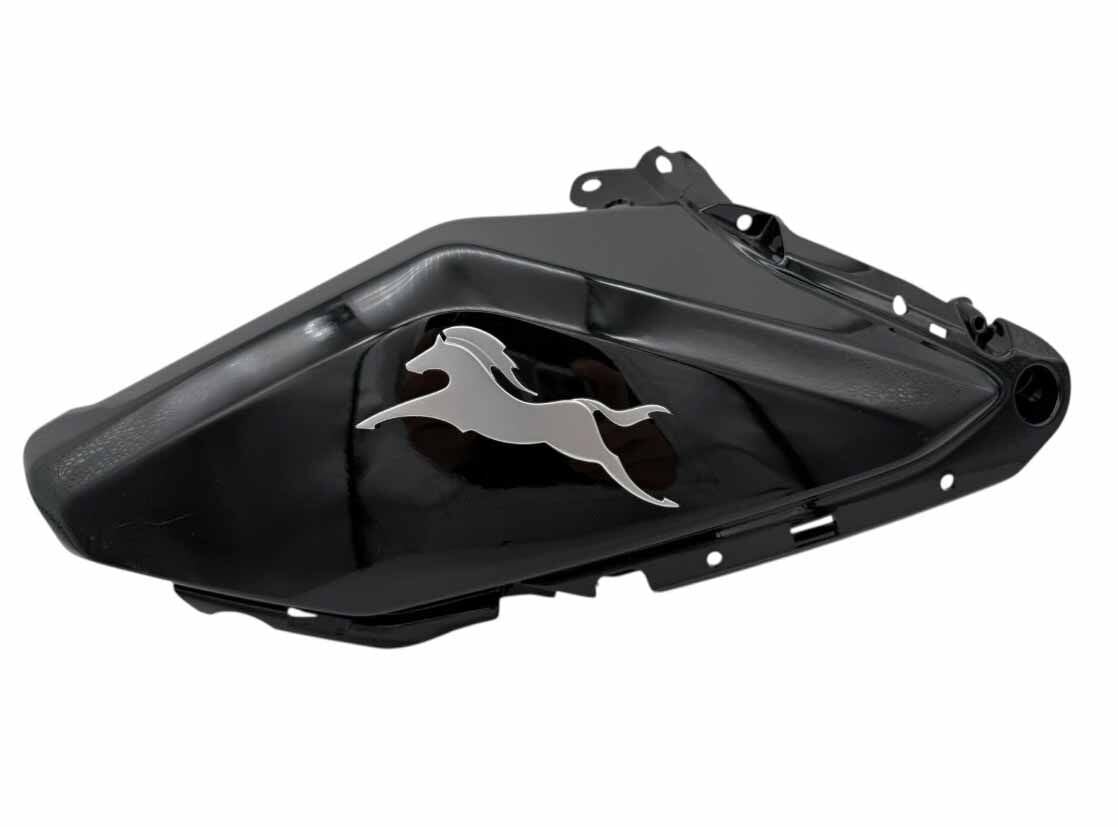 TVS Raider 125 Benzin Depo Ön Kapak Sol Siyah